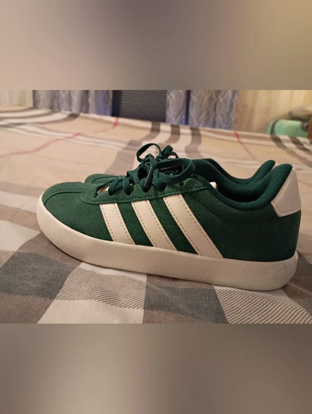 Adidas VL Court 3.0 Trainers, Green Suede Size 2 Kids
